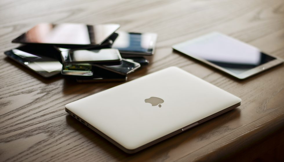 Telstra Sales Rep who sold mobile phones ‘on the side’ was not unfairly dismissed.